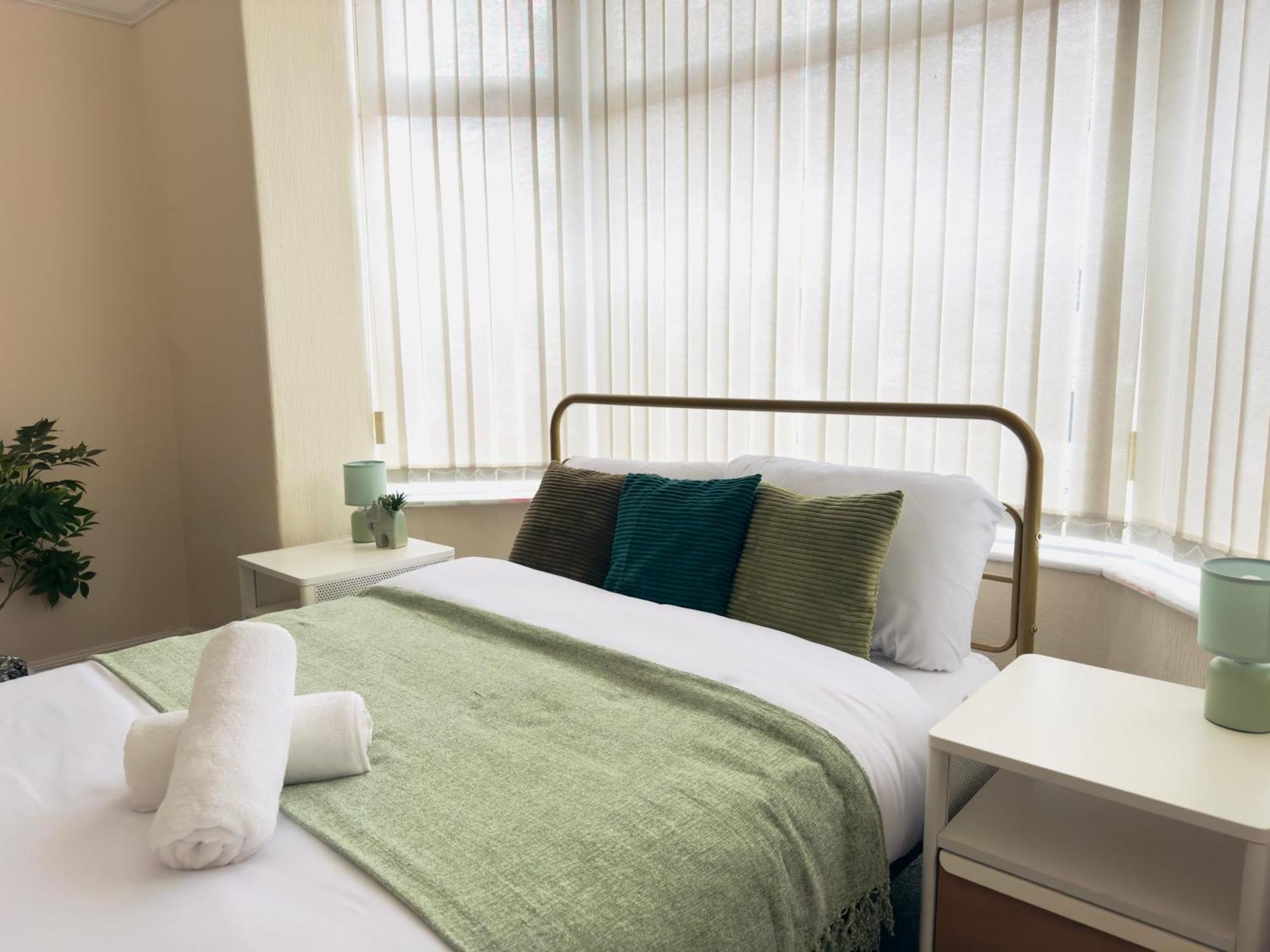 Double Bedroom Near City Center Manchester Exteriör bild
