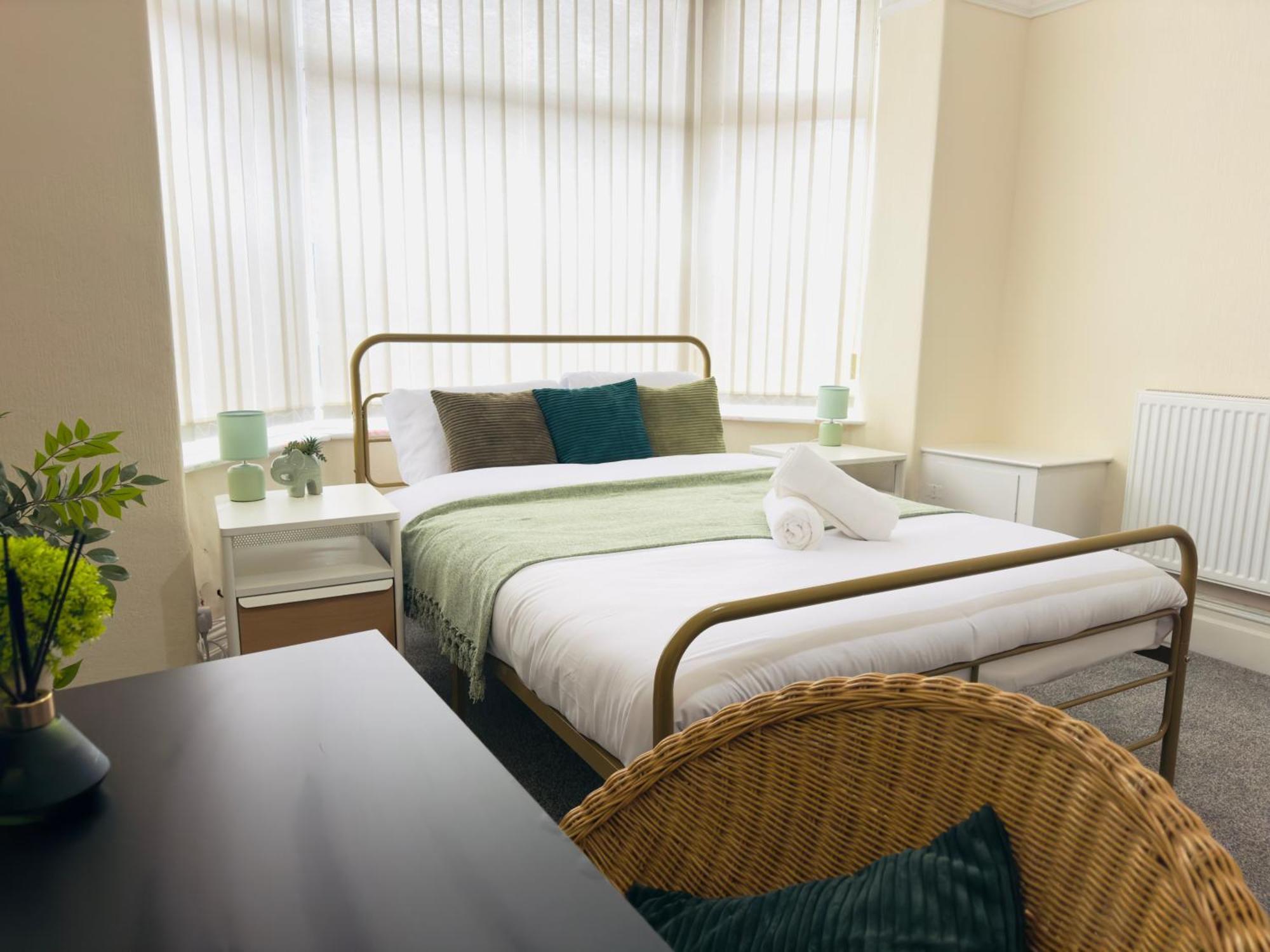 Double Bedroom Near City Center Manchester Exteriör bild
